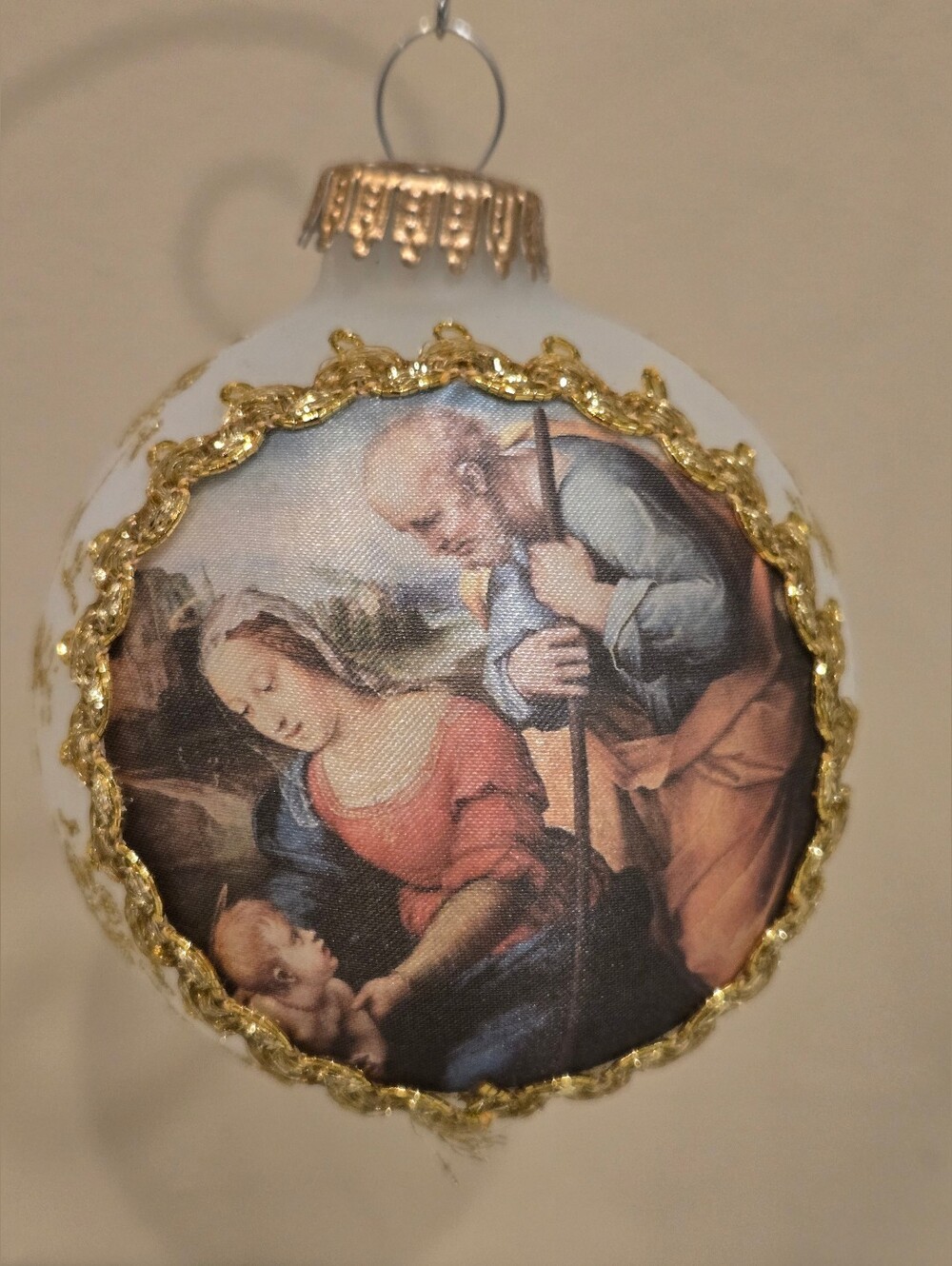 Vintage Christmas By Krebs Gold-Trim White Holiday Nativity Glass Ornament
